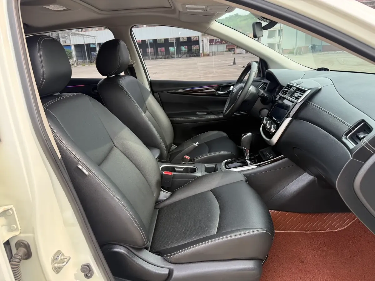 2021 Nissan Tiida 1.6L 122HP L4 CVT,autocango,china used car exporter,china ev exporter,chinese used car exporter,chinese used ev exporter