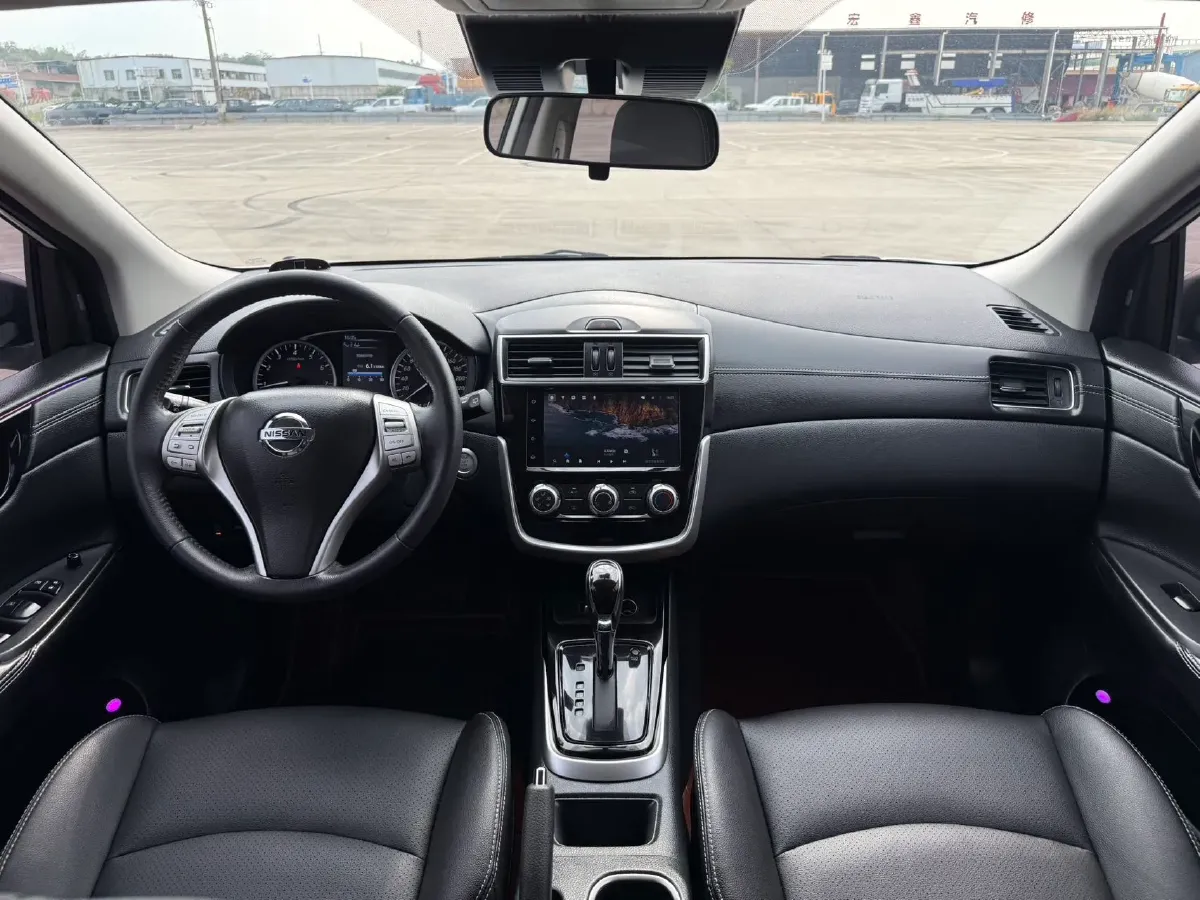 2021 Nissan Tiida 1.6L 122HP L4 CVT,autocango,china used car exporter,china ev exporter,chinese used car exporter,chinese used ev exporter