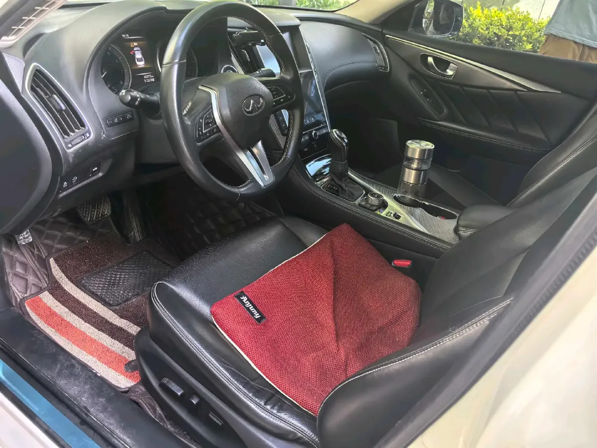 2018 Jeep Grand Commander 2.0T 265HP L4 9AT,autocango,china used car exporter,china ev exporter,chinese used car exporter,chinese used ev exporter