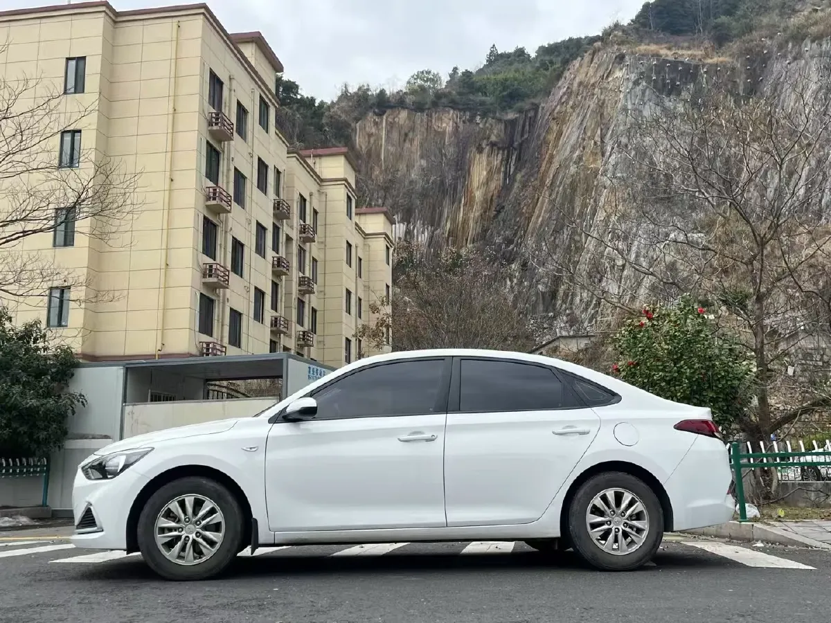 2020 Hyundai Celesta 1.6L 123HP L4 6AT,autocango,china used car exporter,china ev exporter,chinese used car exporter,chinese used ev exporter