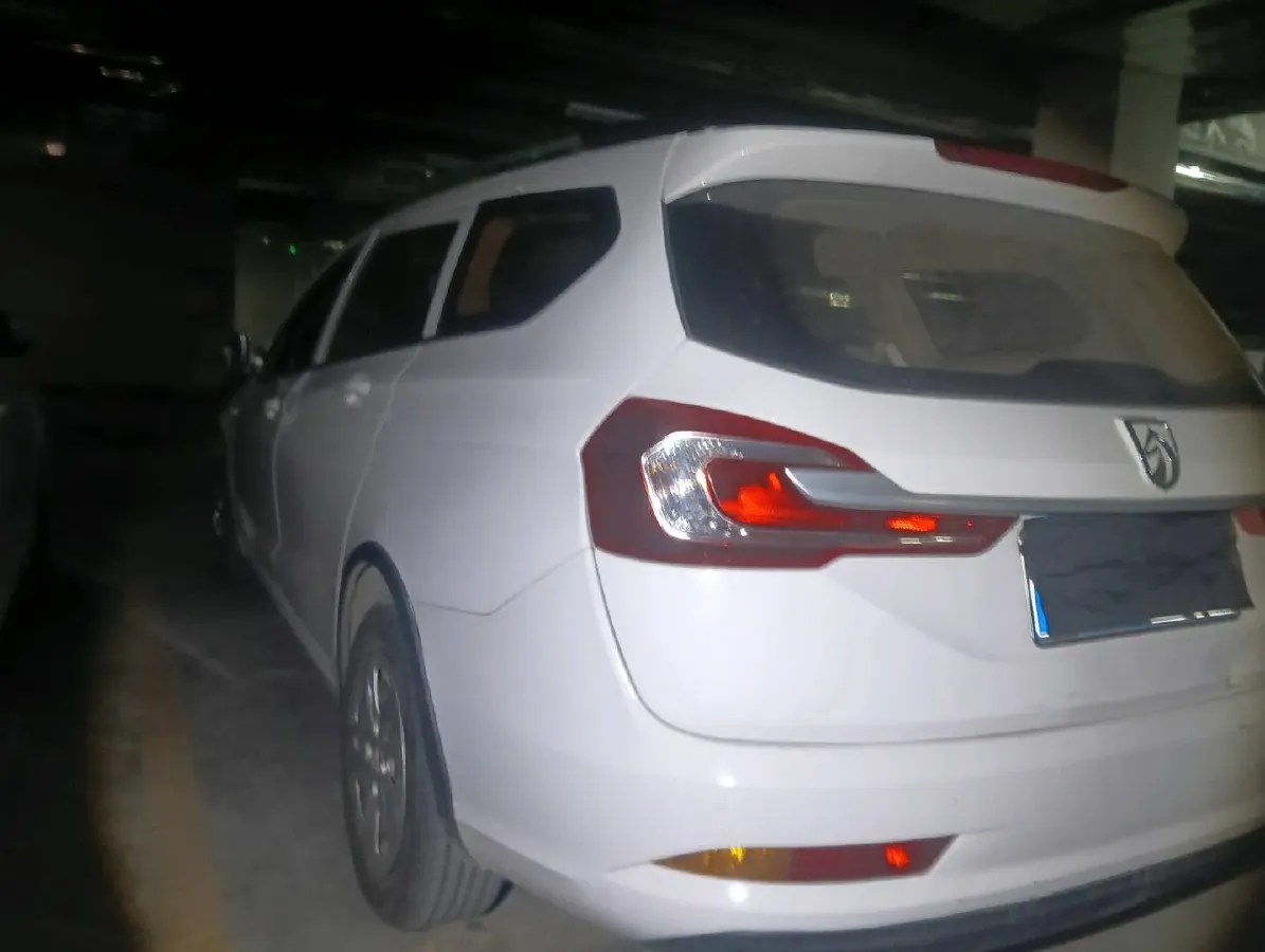 2019 JinBei XinYuan T32S 1.5L 102HP L4 5MT,autocango,china used car exporter,china ev exporter,chinese used car exporter,chinese used ev exporter