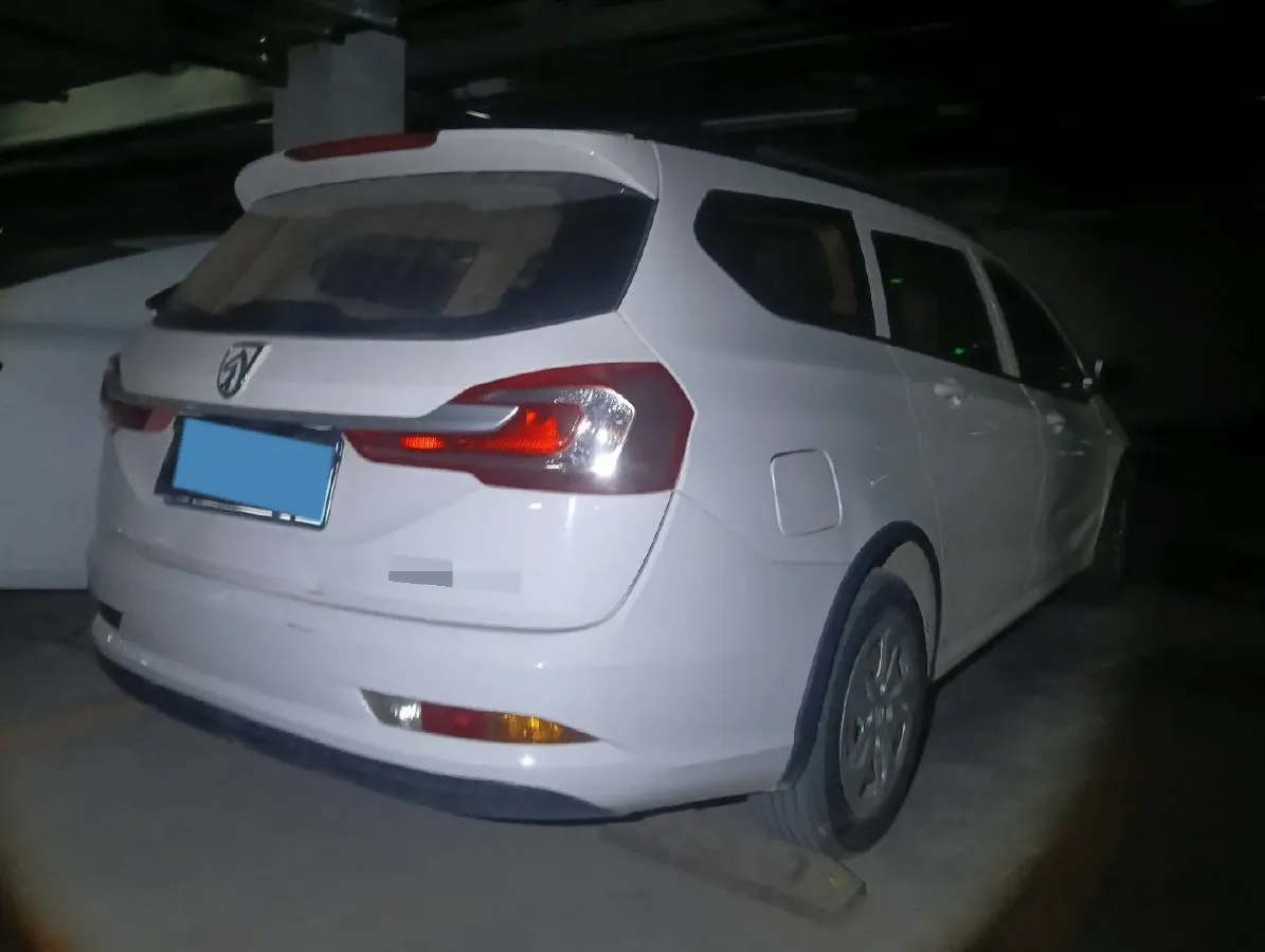 2019 JinBei XinYuan T32S 1.5L 102HP L4 5MT,autocango,china used car exporter,china ev exporter,chinese used car exporter,chinese used ev exporter