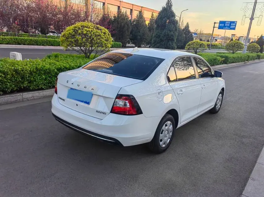 2019 Skoda Rapid 1.5L 110HP L4 5MT,autocango,china used car exporter,china ev exporter,chinese used car exporter,chinese used ev exporter