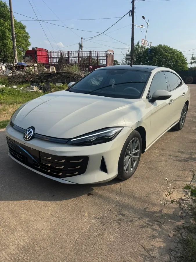 2026 Volkswagen Lamando 1.5T 160HP L4 7DCT,autocango,china used car exporter,china ev exporter,chinese used car exporter,chinese used ev exporter