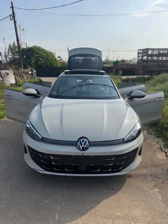 2026 Volkswagen Lamando 1.5T 160HP L4 7DCT,autocango,china used car exporter,china ev exporter,chinese used car exporter,chinese used ev exporter