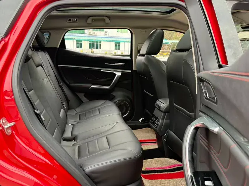 2017 WEY VV5 2.0T 197HP L4 7DCT,autocango,china used car exporter,china ev exporter,chinese used car exporter,chinese used ev exporter