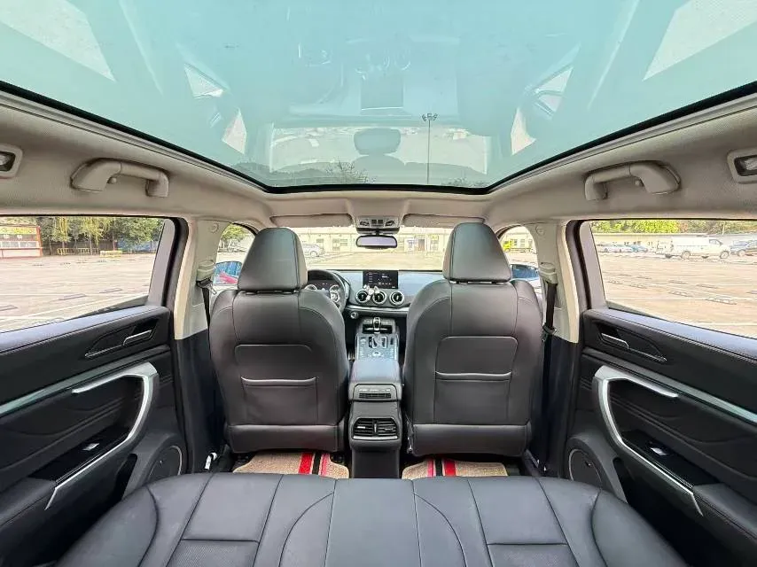 2017 WEY VV5 2.0T 197HP L4 7DCT,autocango,china used car exporter,china ev exporter,chinese used car exporter,chinese used ev exporter