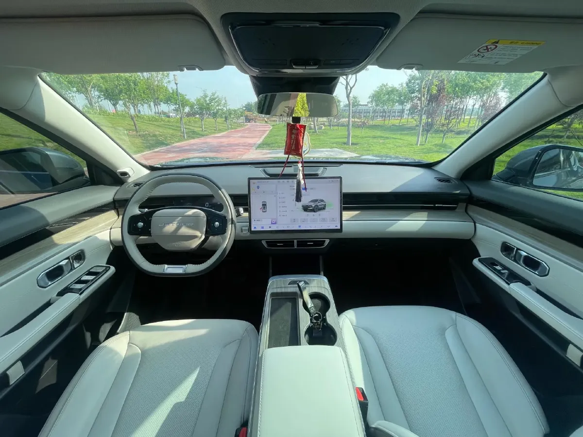 2024 Jetour DASHING 1.6T 197HP L4 7DCT,autocango,china used car exporter,china ev exporter,chinese used car exporter,chinese used ev exporter