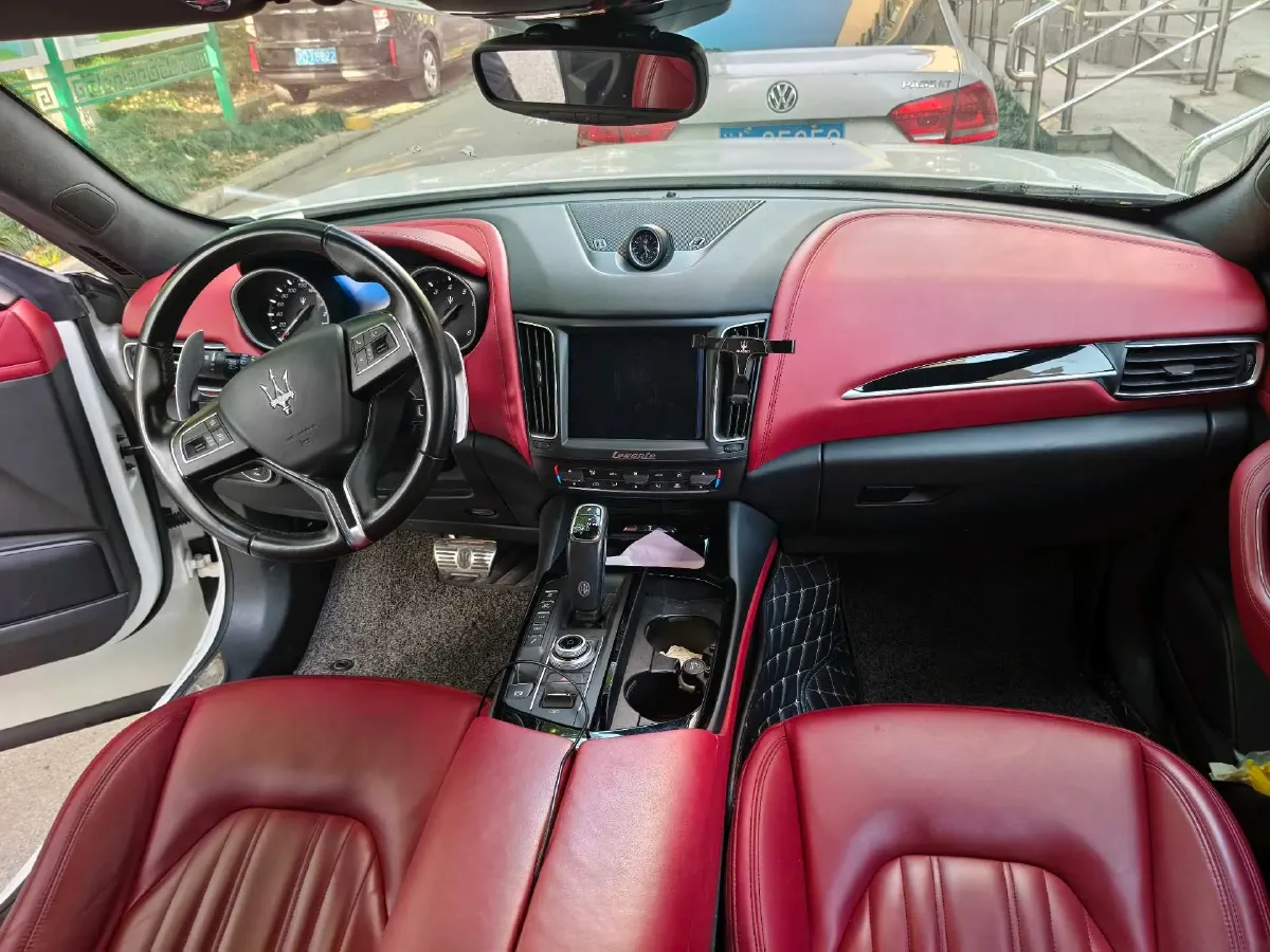 2019 Maserati Levante 3.0T 350HP V6 8AT,autocango,china used car exporter,china ev exporter,chinese used car exporter,chinese used ev exporter