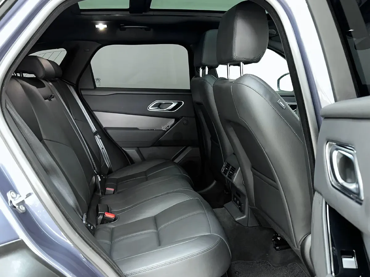 2024 Land Rover Range Rover Velar 2.0T 250HP L4 8AT,autocango,china used car exporter,china ev exporter,chinese used car exporter,chinese used ev exporter