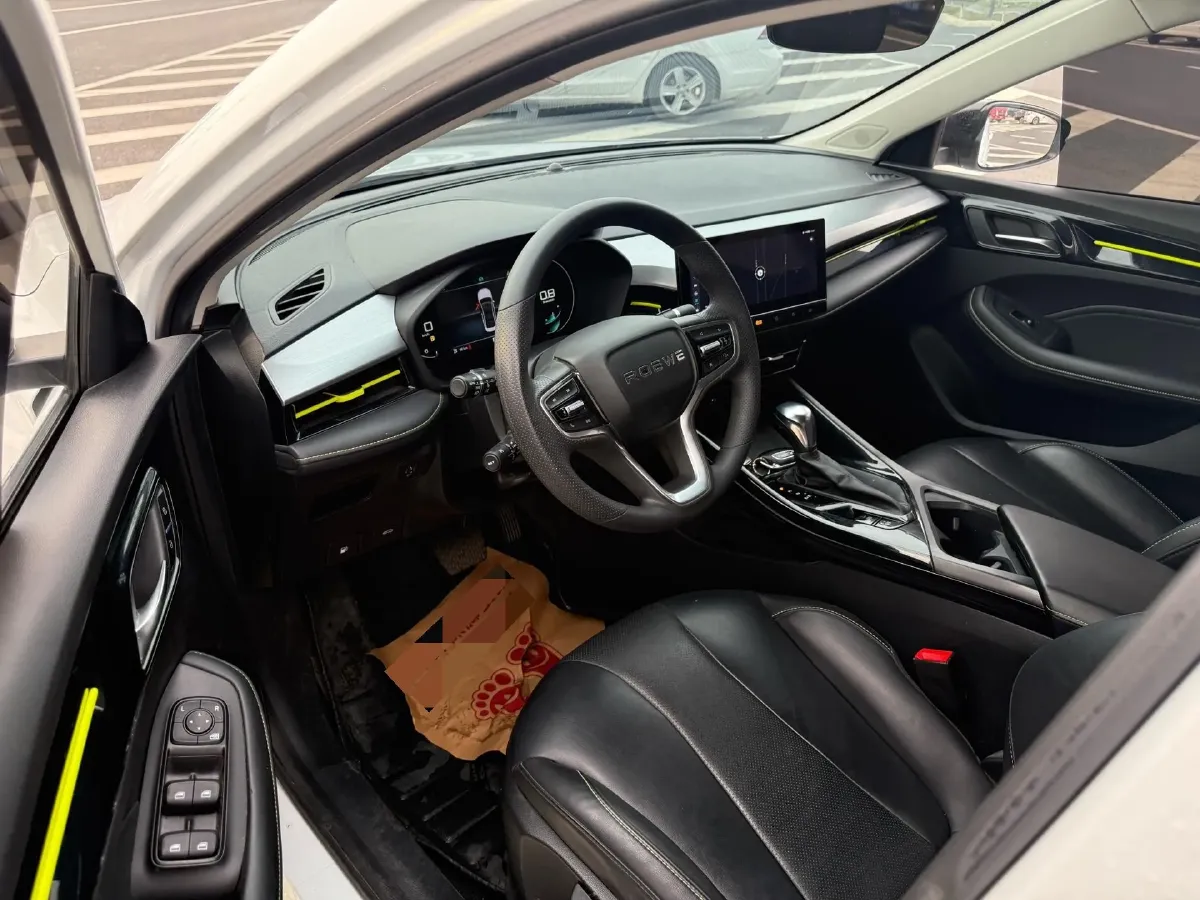 2021 Roewe i5 1.5L 120HP L4 CVT,autocango,china used car exporter,china ev exporter,chinese used car exporter,chinese used ev exporter