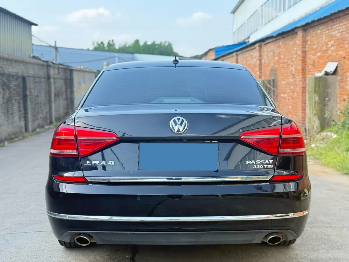 2017 Volkswagen Passat 1.8T 180HP L4 7DCT,autocango,china used car exporter,china ev exporter,chinese used car exporter,chinese used ev exporter