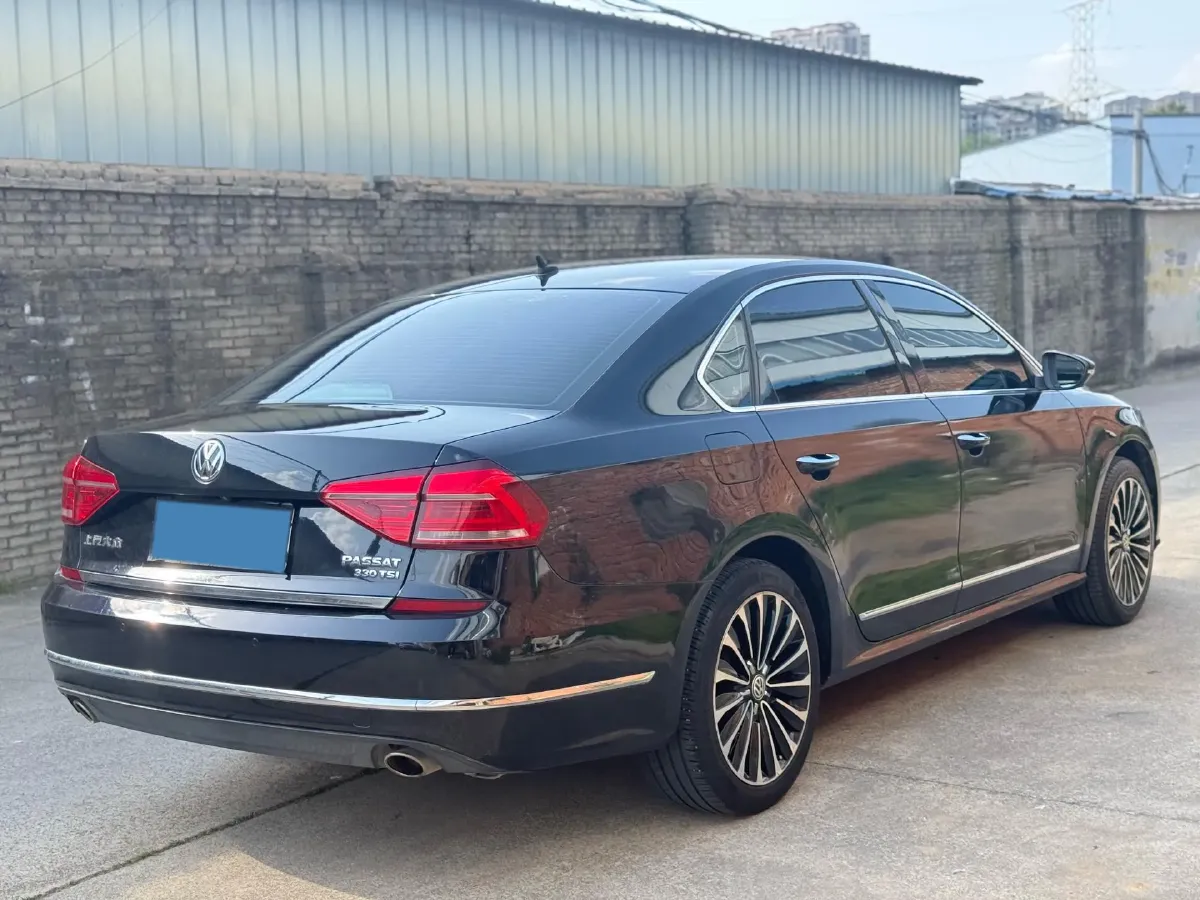 2017 Volkswagen Passat 1.8T 180HP L4 7DCT,autocango,china used car exporter,china ev exporter,chinese used car exporter,chinese used ev exporter