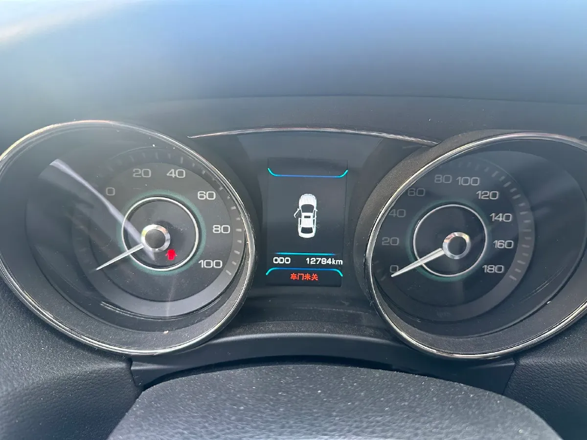 2019 DongFeng Fengon Fengon E3 BEV 52.56KWH,autocango,china used car exporter,china ev exporter,chinese used car exporter,chinese used ev exporter