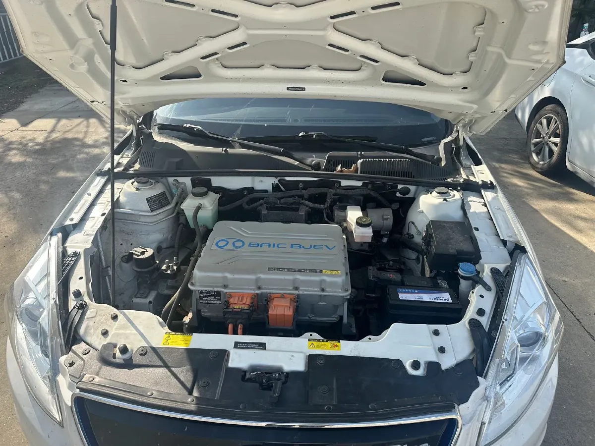 2019 DongFeng Fengon Fengon E3 BEV 52.56KWH,autocango,china used car exporter,china ev exporter,chinese used car exporter,chinese used ev exporter