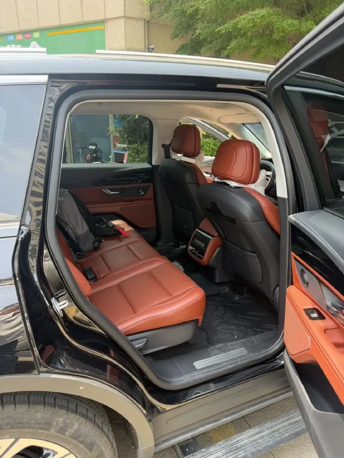 2023 Lincoln Nautilus 2.0T 261HP L4 8AT,autocango,china used car exporter,china ev exporter,chinese used car exporter,chinese used ev exporter