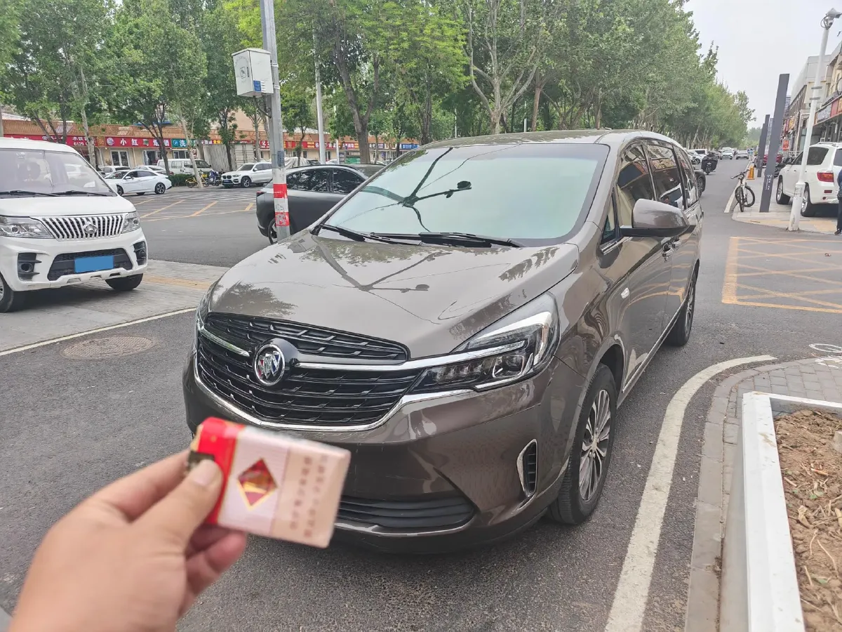 2022 Buick GL8 2.0T 237HP L4 9AT,autocango,china used car exporter,china ev exporter,chinese used car exporter,chinese used ev exporter