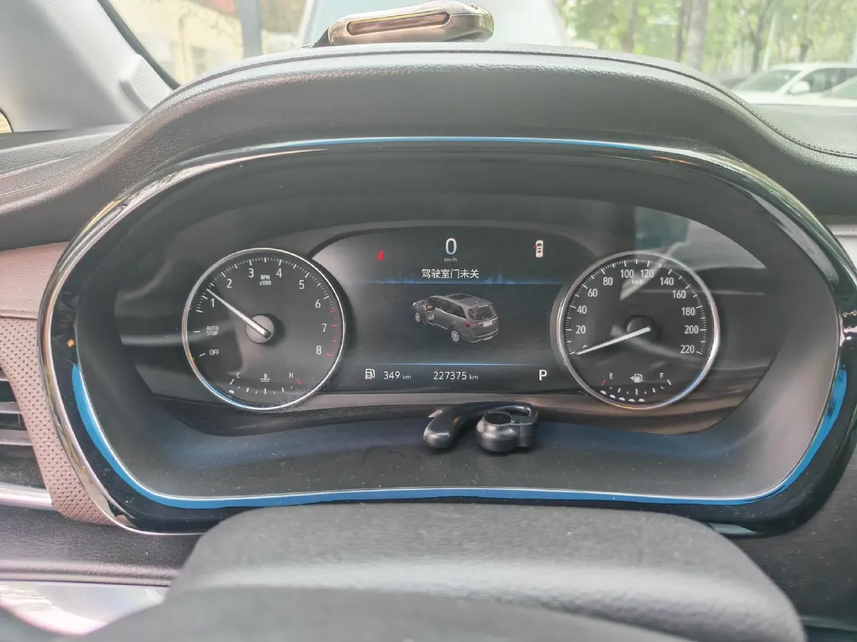 2022 Buick GL8 2.0T 237HP L4 9AT,autocango,china used car exporter,china ev exporter,chinese used car exporter,chinese used ev exporter