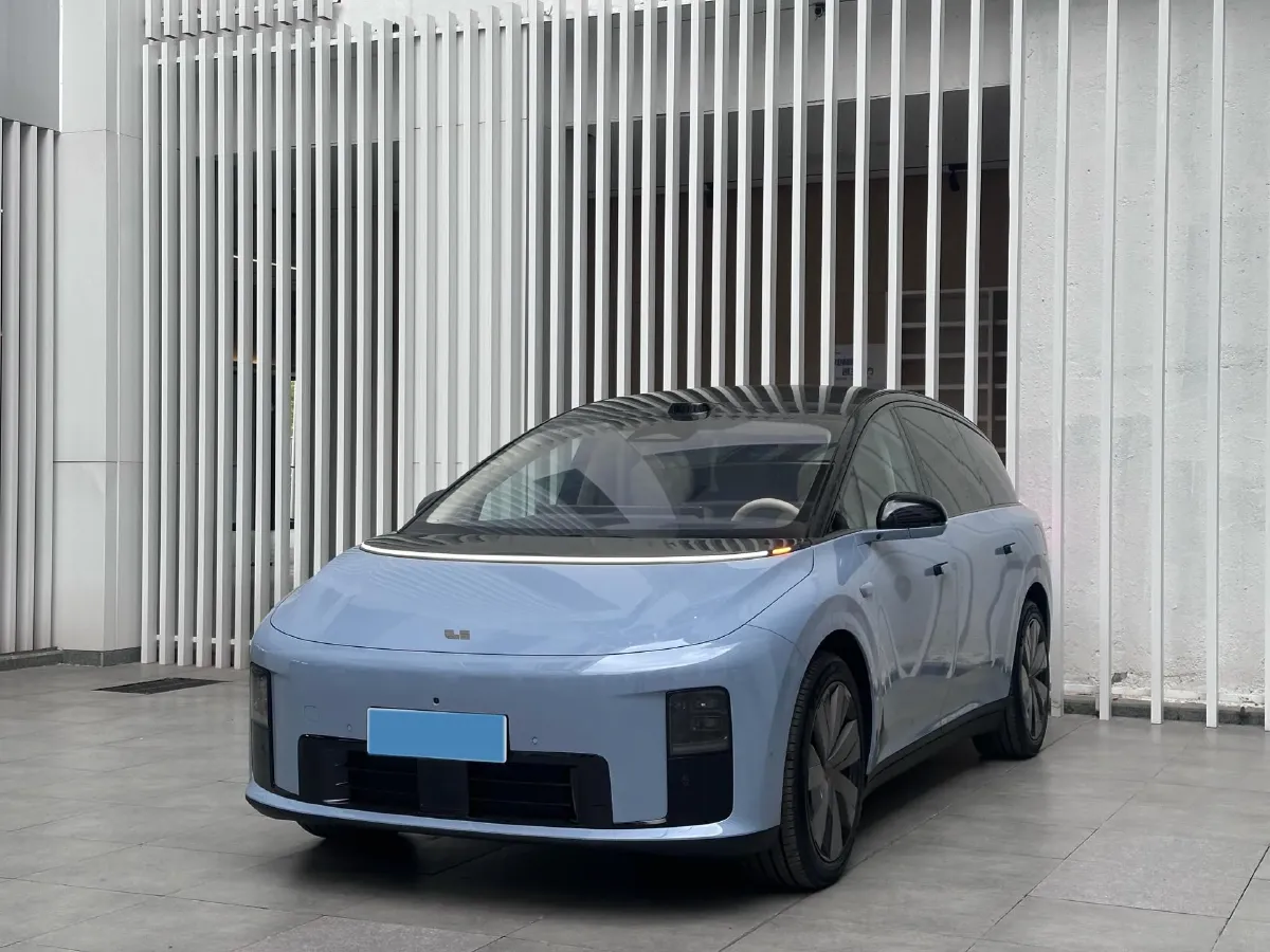 2025 Li i8 BEV,autocango,china used car exporter,china ev exporter,chinese used car exporter,chinese used ev exporter