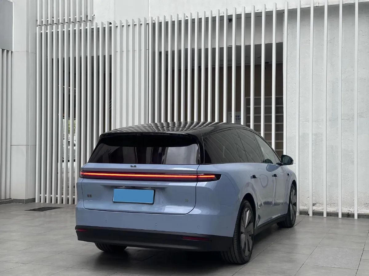 2025 Li i8 BEV,autocango,china used car exporter,china ev exporter,chinese used car exporter,chinese used ev exporter