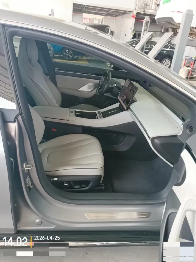 2024 Luxeed S7 BEV 82KWH,autocango,china used car exporter,china ev exporter,chinese used car exporter,chinese used ev exporter