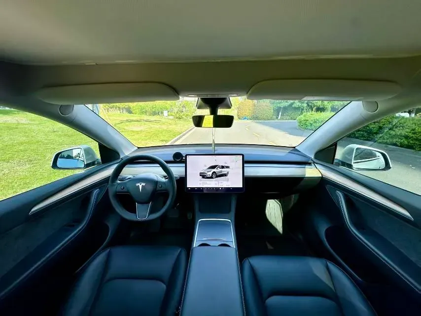 2022 Tesla Model Y BEV 60KWH,autocango,china used car exporter,china ev exporter,chinese used car exporter,chinese used ev exporter