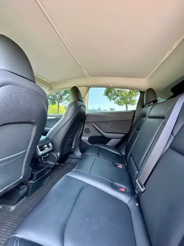 2022 Tesla Model Y BEV 60KWH,autocango,china used car exporter,china ev exporter,chinese used car exporter,chinese used ev exporter