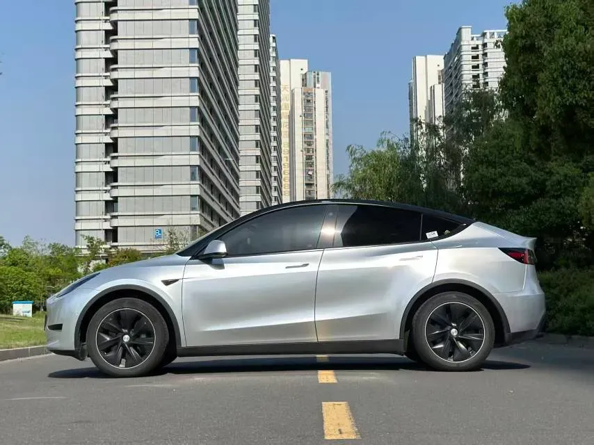 2022 Tesla Model Y BEV 60KWH,autocango,china used car exporter,china ev exporter,chinese used car exporter,chinese used ev exporter