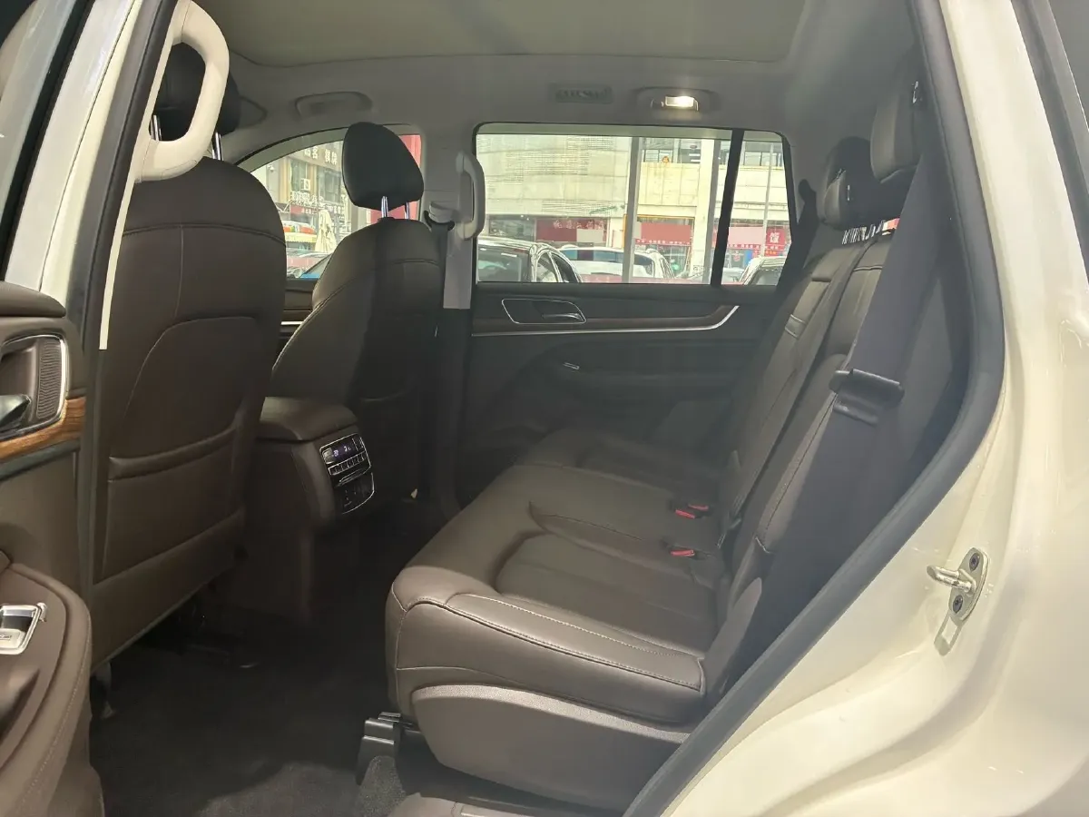 2019 Roewe RX8 2.0T 222HP L4 6AT,autocango,china used car exporter,china ev exporter,chinese used car exporter,chinese used ev exporter