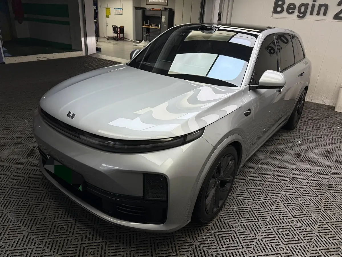 2024 Li L8 Range Extended 154HP REEV 42.8KWH,autocango,china used car exporter,china ev exporter,chinese used car exporter,chinese used ev exporter