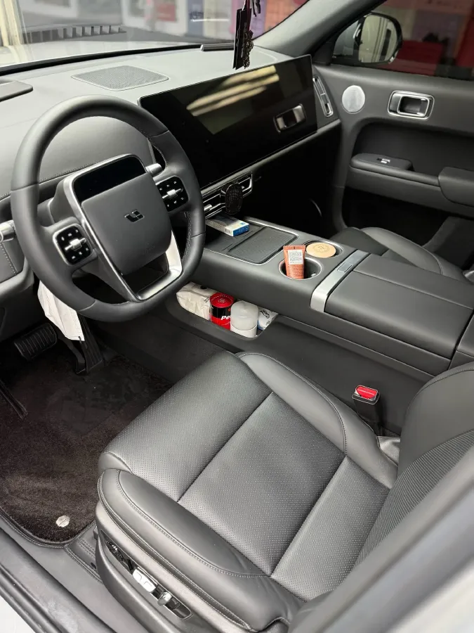 2024 Li L8 Range Extended 154HP REEV 42.8KWH,autocango,china used car exporter,china ev exporter,chinese used car exporter,chinese used ev exporter