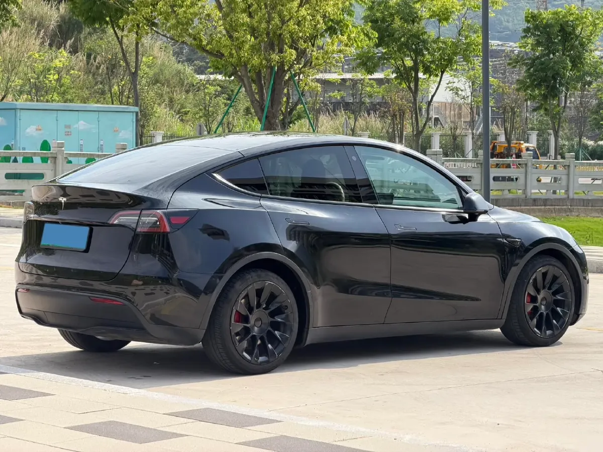 2021 MINI COUNTRYMAN 1.5T 136HP L3 8AT,autocango,china used car exporter,china ev exporter,chinese used car exporter,chinese used ev exporter