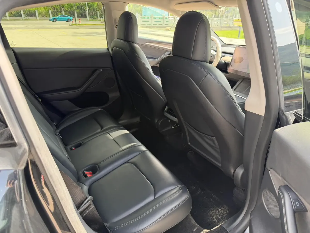 2021 MINI COUNTRYMAN 1.5T 136HP L3 8AT,autocango,china used car exporter,china ev exporter,chinese used car exporter,chinese used ev exporter