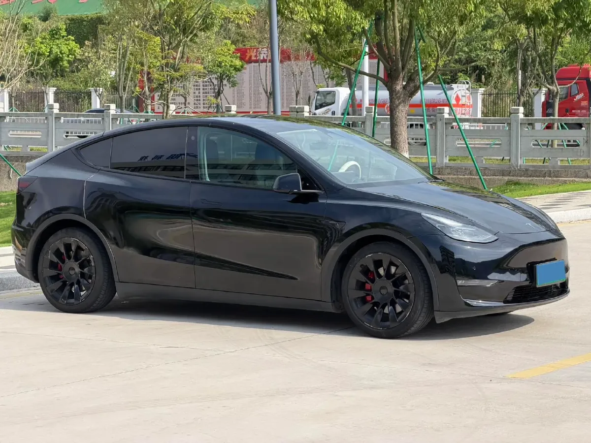 2021 MINI COUNTRYMAN 1.5T 136HP L3 8AT,autocango,china used car exporter,china ev exporter,chinese used car exporter,chinese used ev exporter