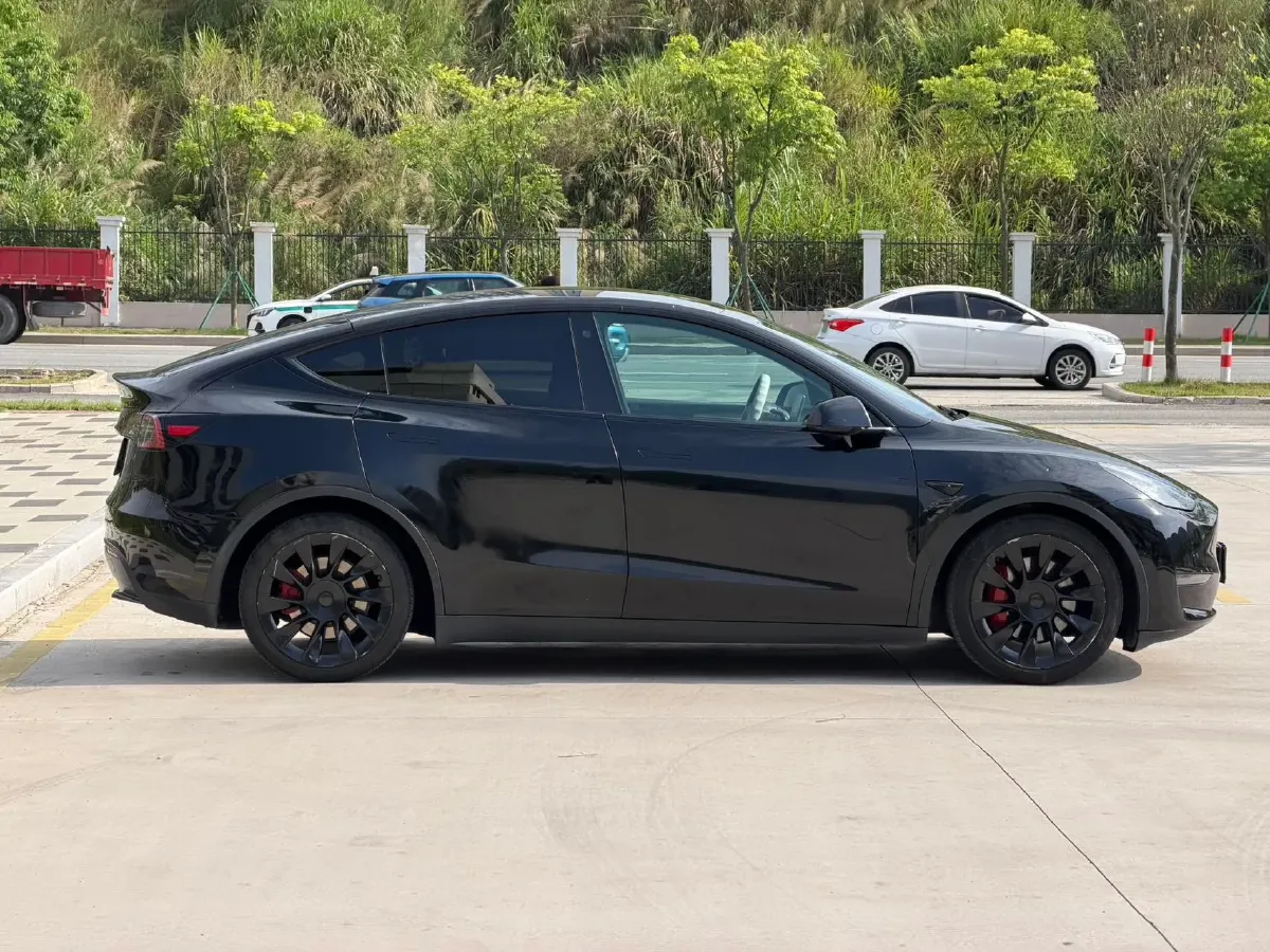 2021 MINI COUNTRYMAN 1.5T 136HP L3 8AT,autocango,china used car exporter,china ev exporter,chinese used car exporter,chinese used ev exporter