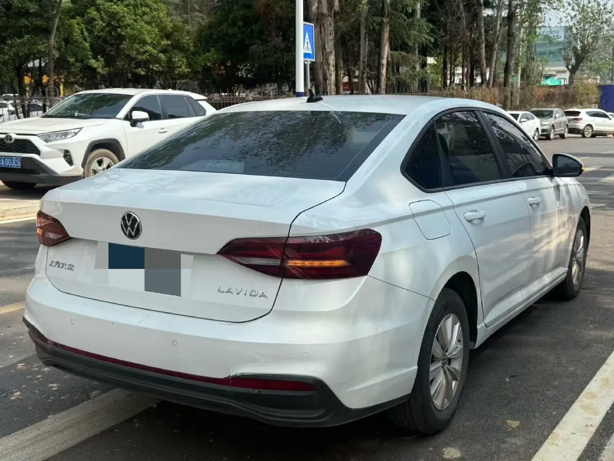 2024 Volkswagen Lavida 1.5L 110HP L4 6AT,autocango,china used car exporter,china ev exporter,chinese used car exporter,chinese used ev exporter