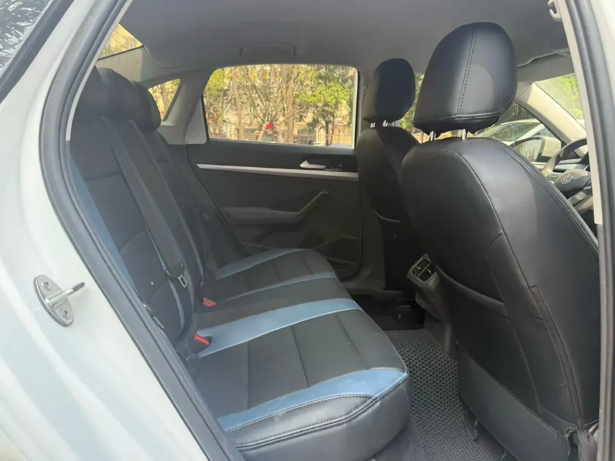 2024 Volkswagen Lavida 1.5L 110HP L4 6AT,autocango,china used car exporter,china ev exporter,chinese used car exporter,chinese used ev exporter