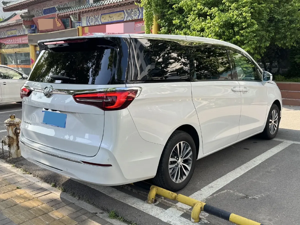 2020 Buick GL8 2.0T 237HP L4 9AT,autocango,china used car exporter,china ev exporter,chinese used car exporter,chinese used ev exporter