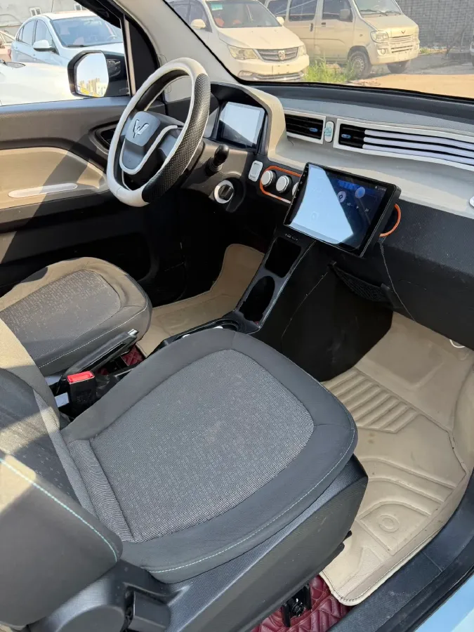 2020 WuLing HongGuang MINI EV BEV 9KWH,autocango,china used car exporter,china ev exporter,chinese used car exporter,chinese used ev exporter