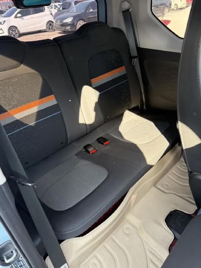 2020 WuLing HongGuang MINI EV BEV 9KWH,autocango,china used car exporter,china ev exporter,chinese used car exporter,chinese used ev exporter