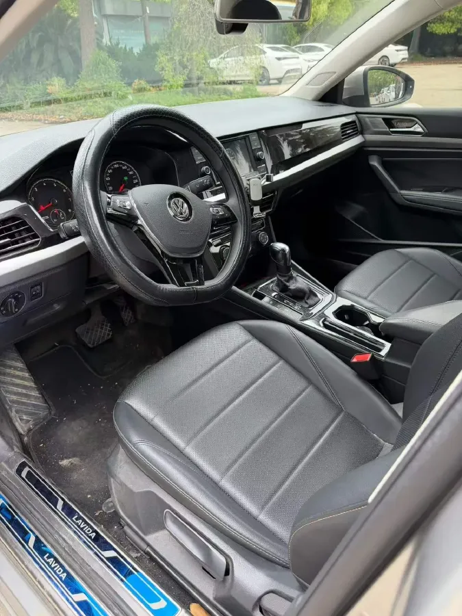 2019 Volkswagen Lavida 1.5L 113HP L4 6AT,autocango,china used car exporter,china ev exporter,chinese used car exporter,chinese used ev exporter