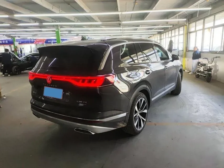 2022 Volkswagen Talagon 2.5T 299HP V6 7DCT,autocango,china used car exporter,china ev exporter,chinese used car exporter,chinese used ev exporter