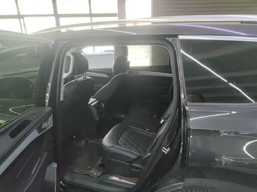 2022 Volkswagen Talagon 2.5T 299HP V6 7DCT,autocango,china used car exporter,china ev exporter,chinese used car exporter,chinese used ev exporter