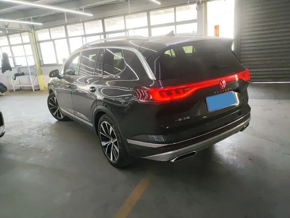 2022 Volkswagen Talagon 2.5T 299HP V6 7DCT,autocango,china used car exporter,china ev exporter,chinese used car exporter,chinese used ev exporter