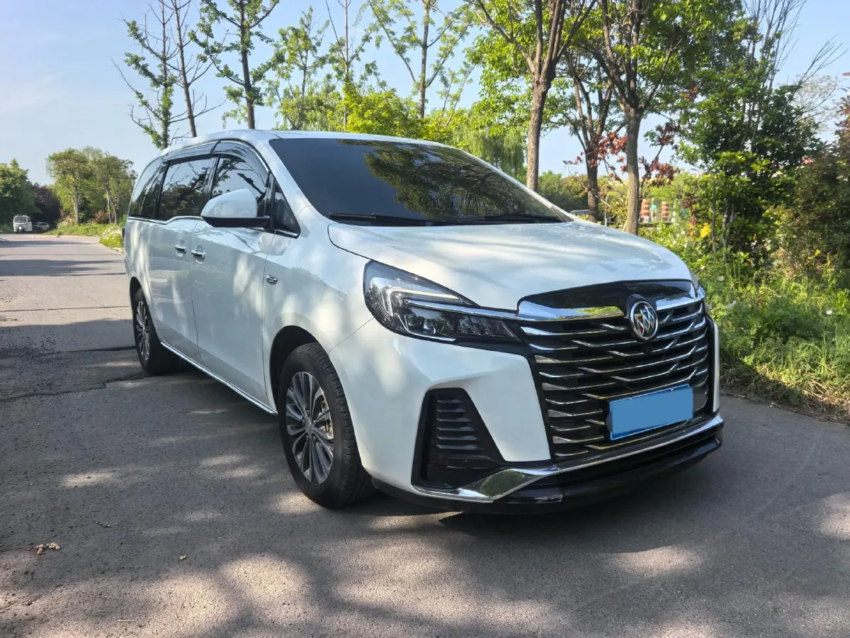2022 Buick GL8 2.0T 237HP L4 9AT,autocango,china used car exporter,china ev exporter,chinese used car exporter,chinese used ev exporter