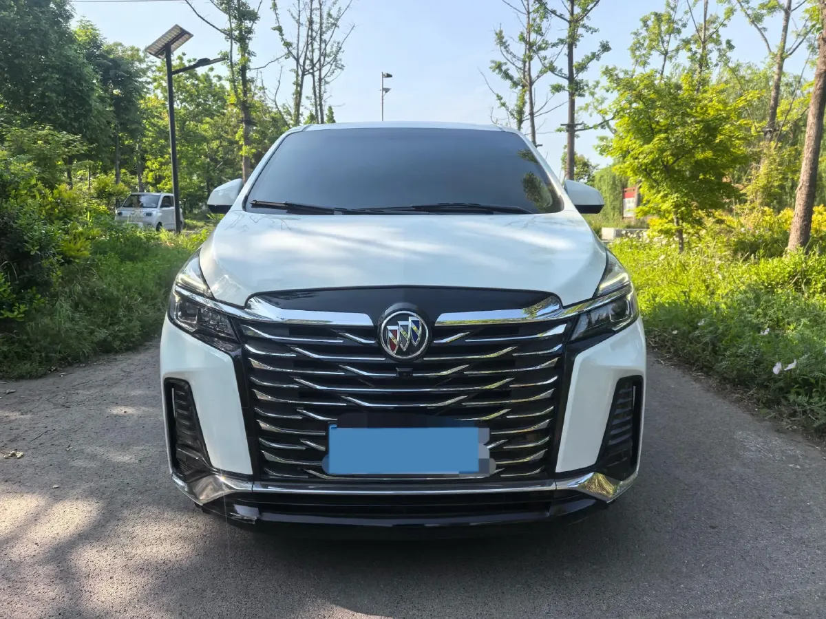 2022 Buick GL8 2.0T 237HP L4 9AT,autocango,china used car exporter,china ev exporter,chinese used car exporter,chinese used ev exporter