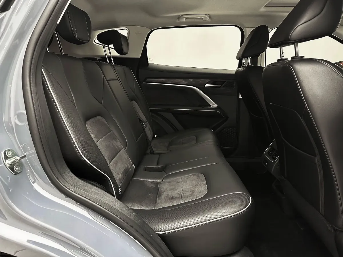 2021 Haval H6 1.5T 150HP L4 7DCT,autocango,china used car exporter,china ev exporter,chinese used car exporter,chinese used ev exporter