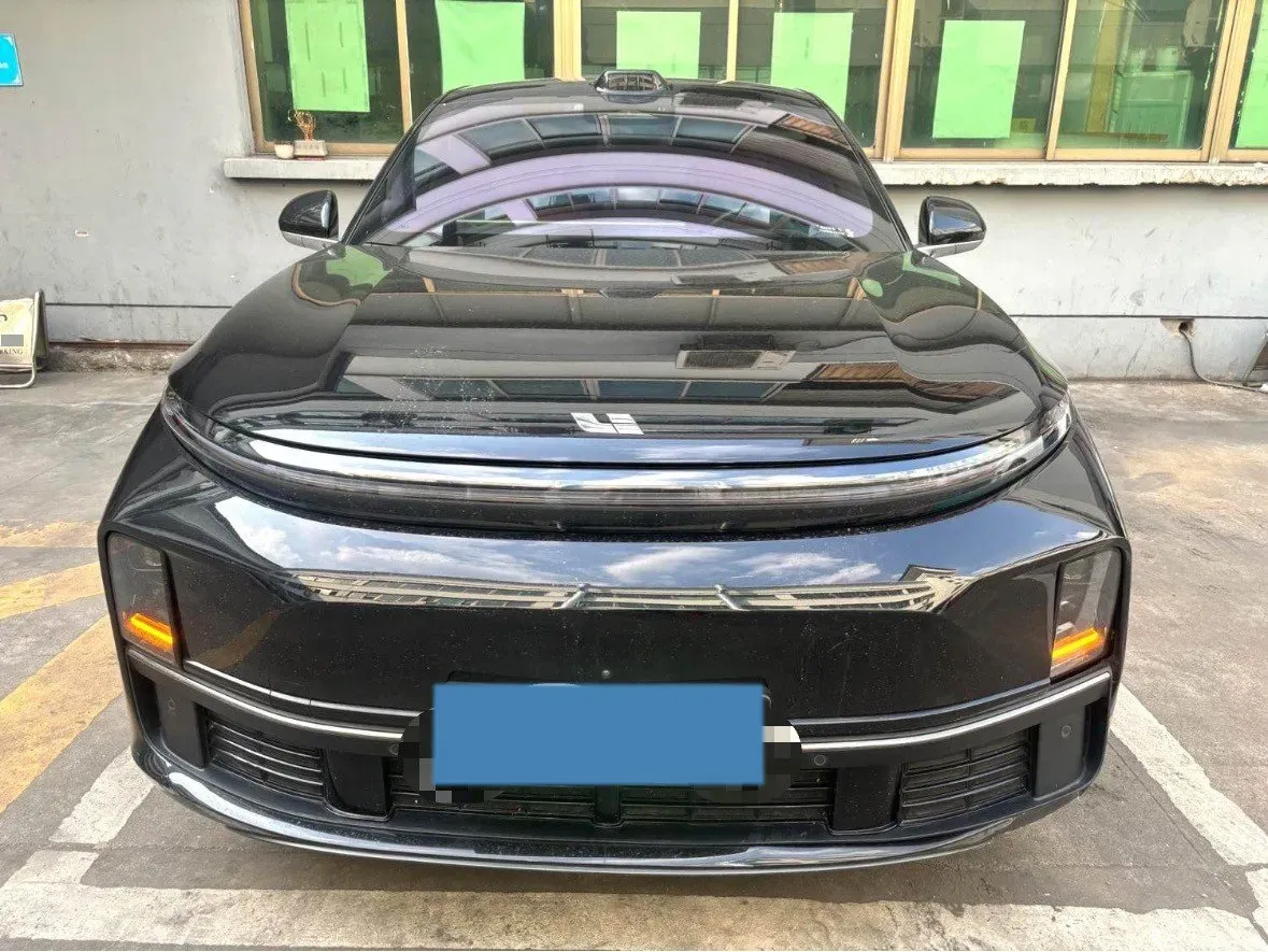 2023 Li L7 Range Extended 154HP REEV 40.9KWH,autocango,china used car exporter,china ev exporter,chinese used car exporter,chinese used ev exporter