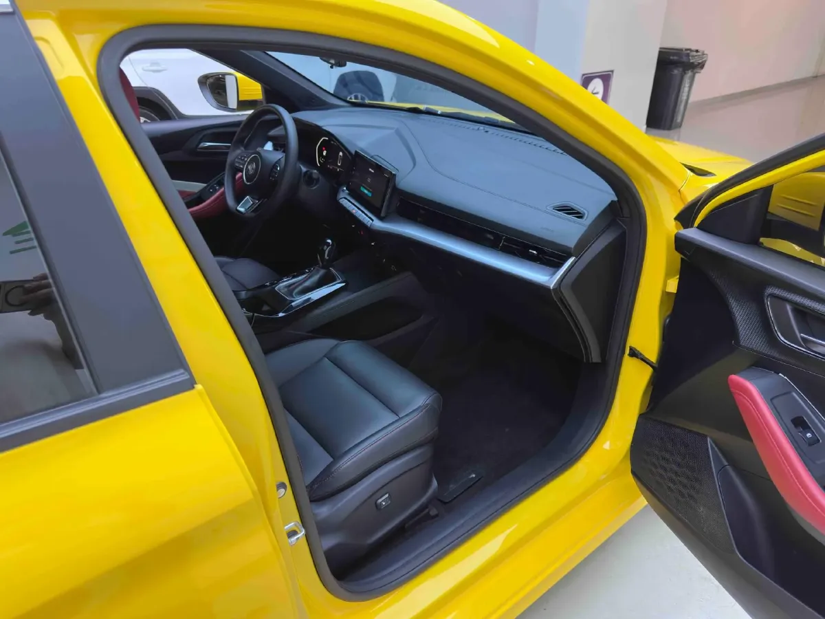 2022 MG 5 1.5L 120HP L4 CVT,autocango,china used car exporter,china ev exporter,chinese used car exporter,chinese used ev exporter