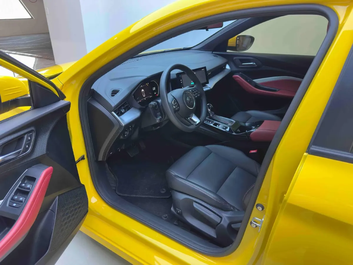 2022 MG 5 1.5L 120HP L4 CVT,autocango,china used car exporter,china ev exporter,chinese used car exporter,chinese used ev exporter